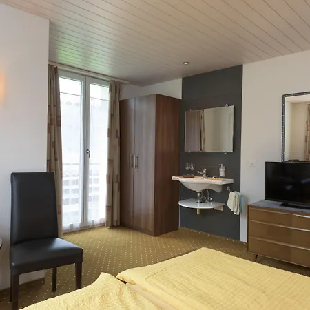 宾馆 Bel-air Eden 2*